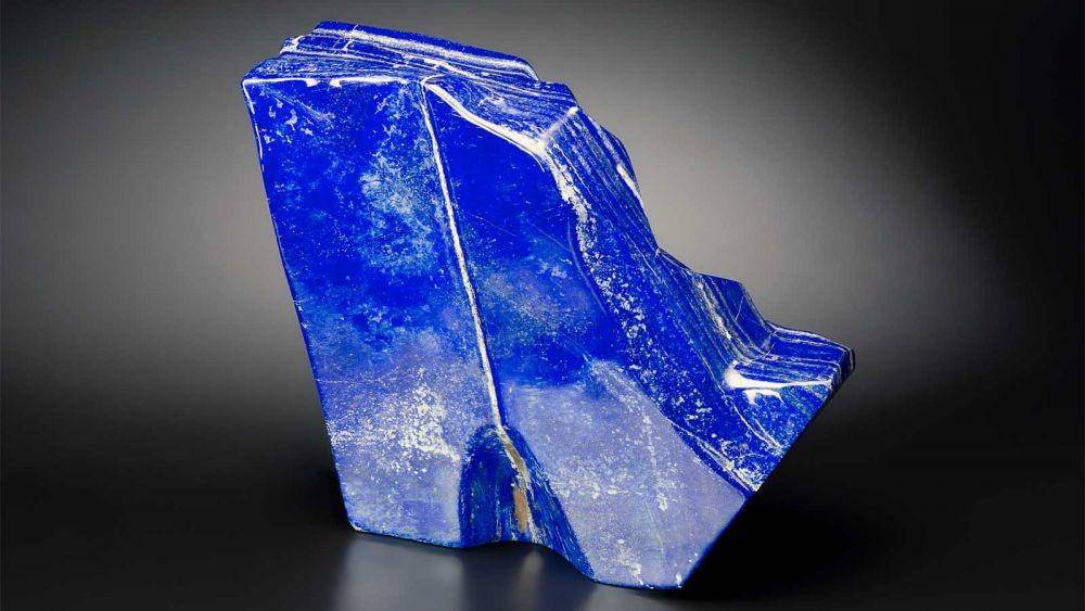 batu lazuardi atau lapis lazuli (science.howstuffworks.com)