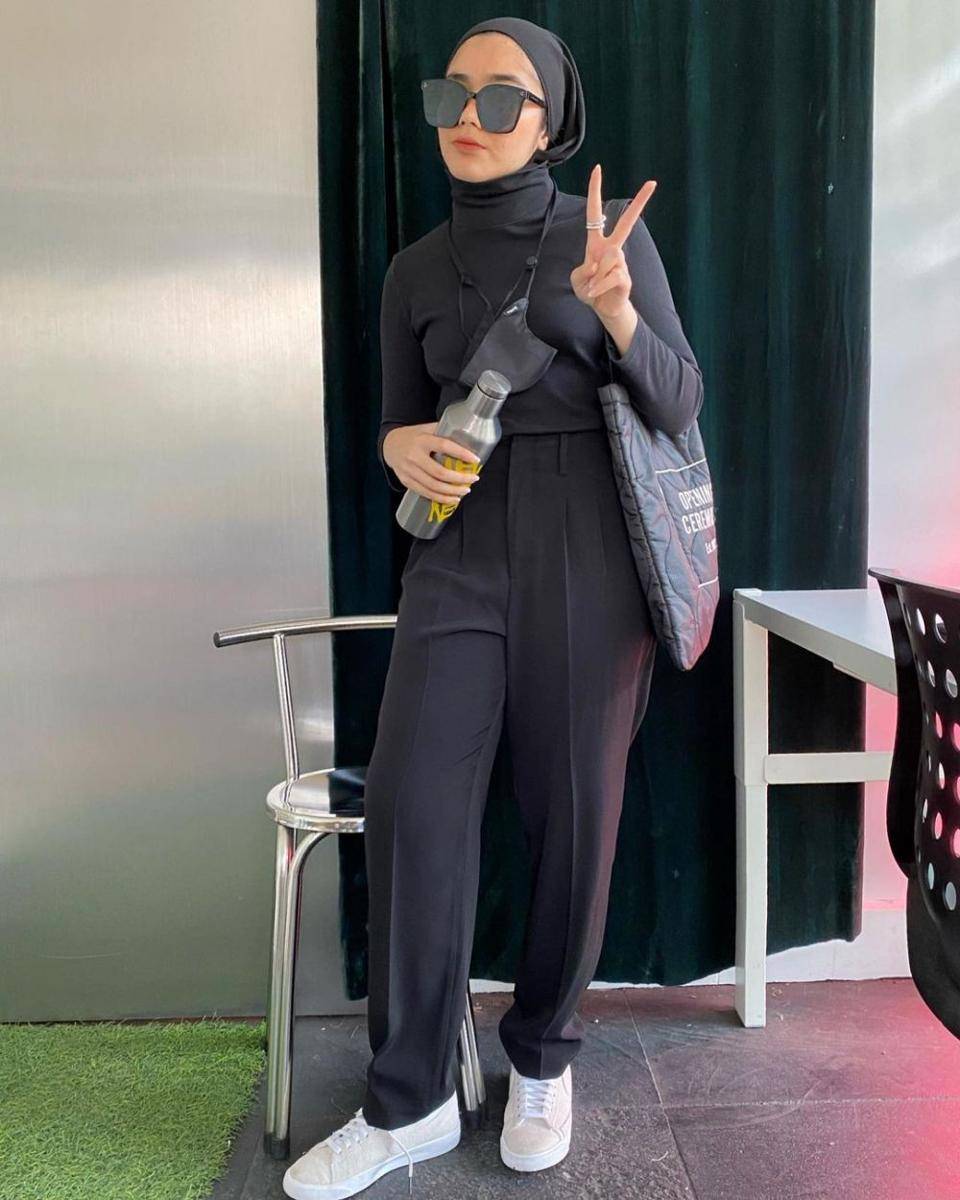 Style Sivia Azizah (instagram.com/siviazizah)