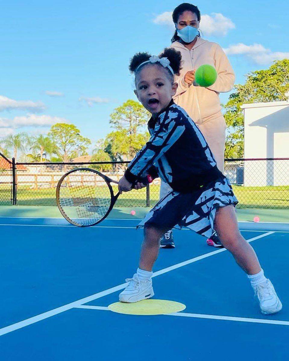 Serena William dan Olympia (instagram.com/serenawilliams)