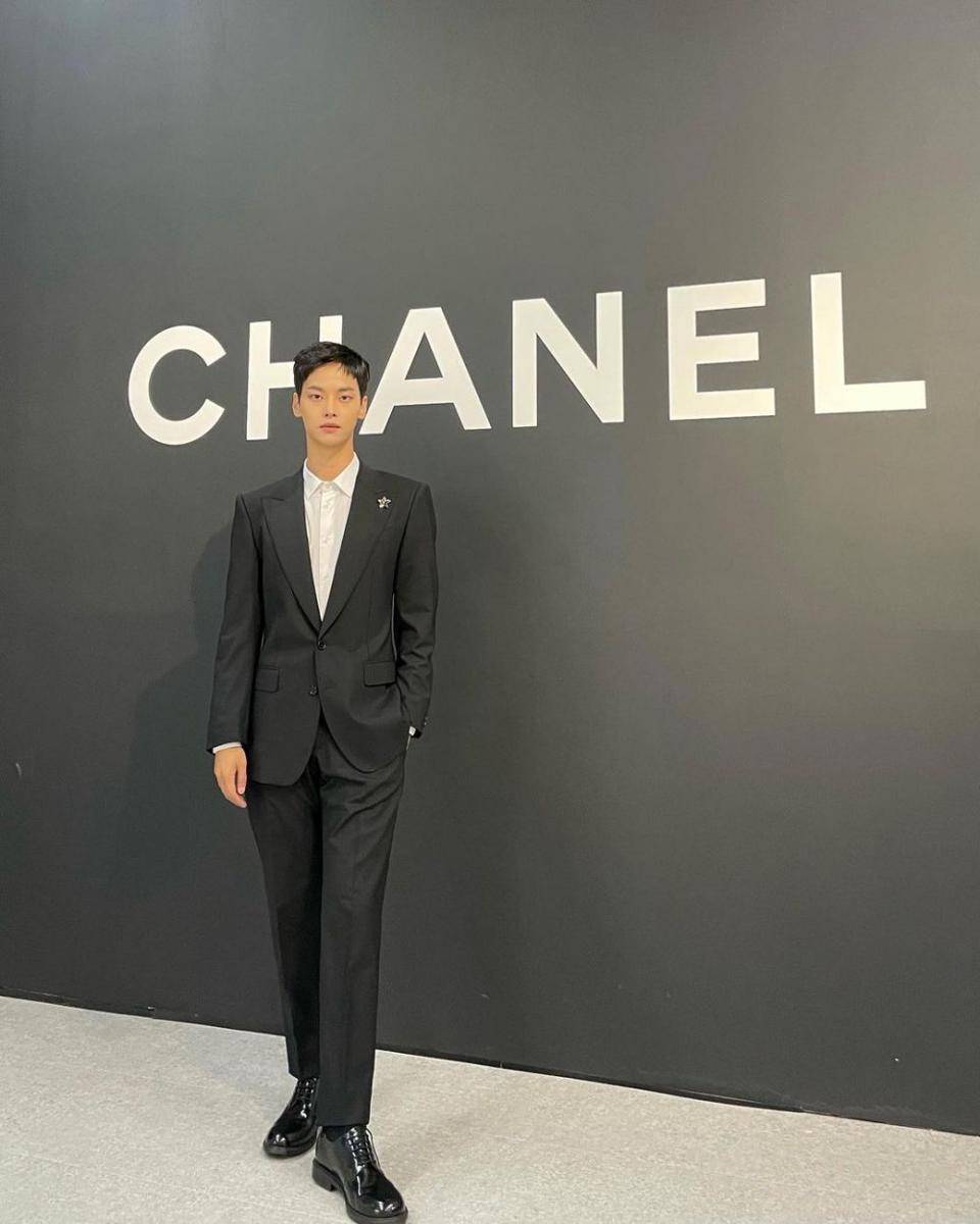 N VIXX (instagram.com/achahakyeon)
