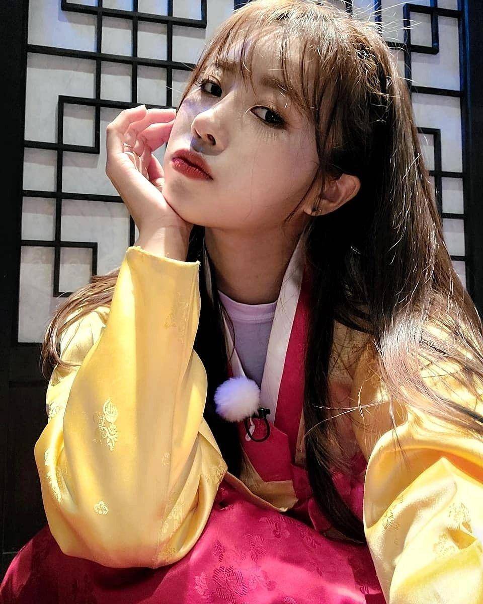 Mijoo Lovelyz (instagram.com/queen.chu_s)