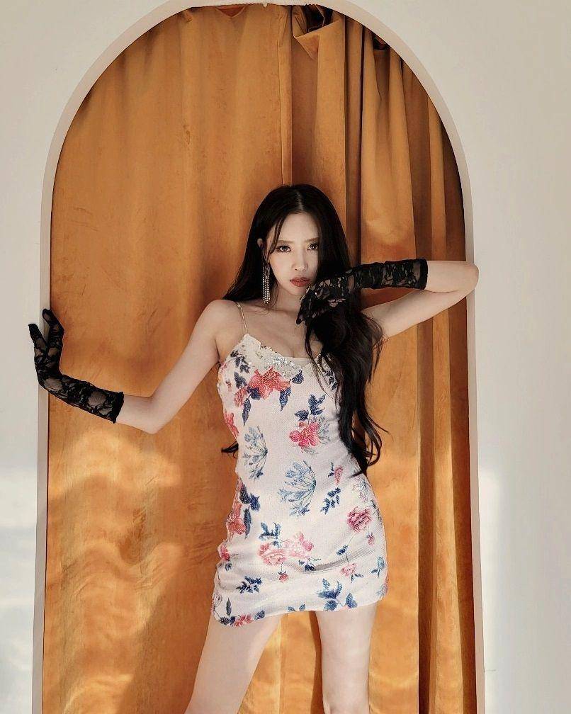 Mijoo Lovelyz (instagram.com/queen.chu_s)