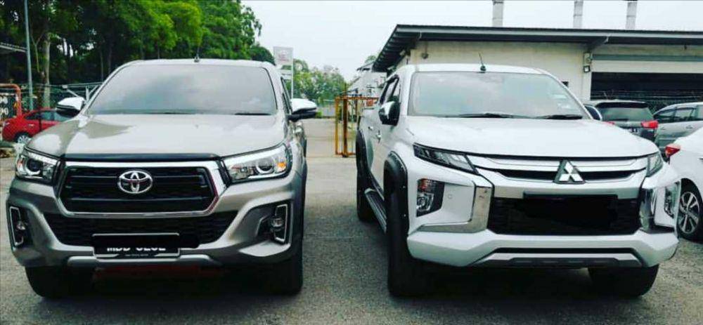 foto depan mobil hilux dan triton (instagram.com/m.ashuk)