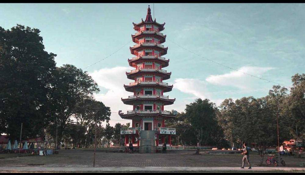 pagoda 9 lantai di Pulau Kemaro (instagram.com/alanismed)