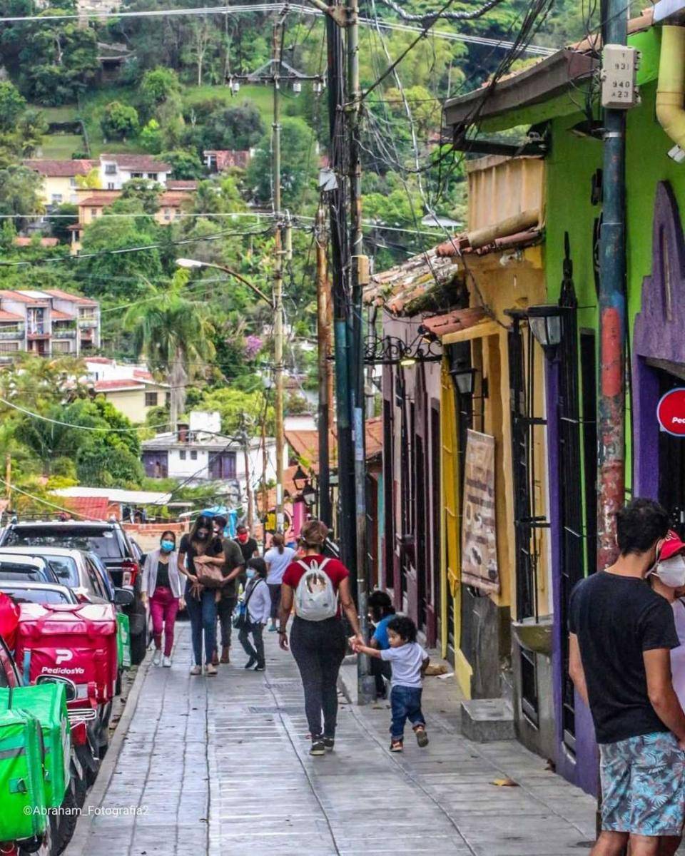 potret kota Caracas (instagram.com/abraham_fotografia2)