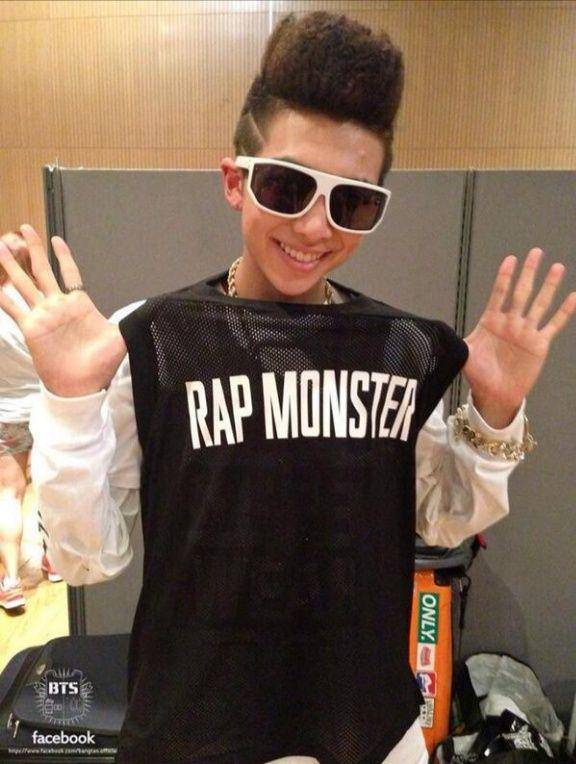 RM BTS (twitter.com/bts_bighit)