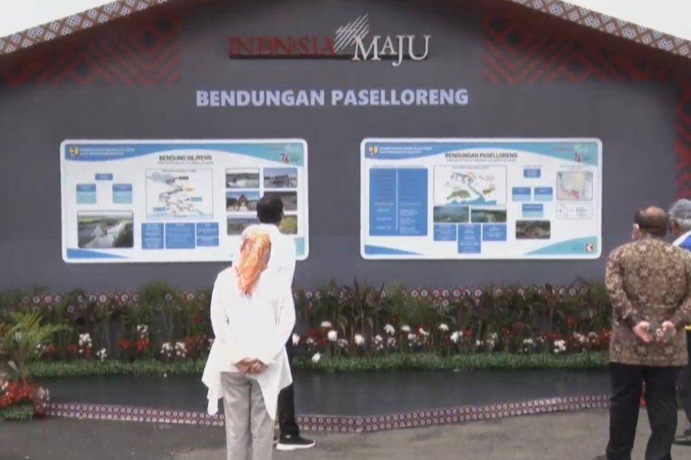 Presiden jokowi resmikan Bendungan Paselloreng dan Bendung Gilireng di Kabupaten Bajo pada Kamis (9/9/2021). (youtube.com/Sekretariat Presiden)