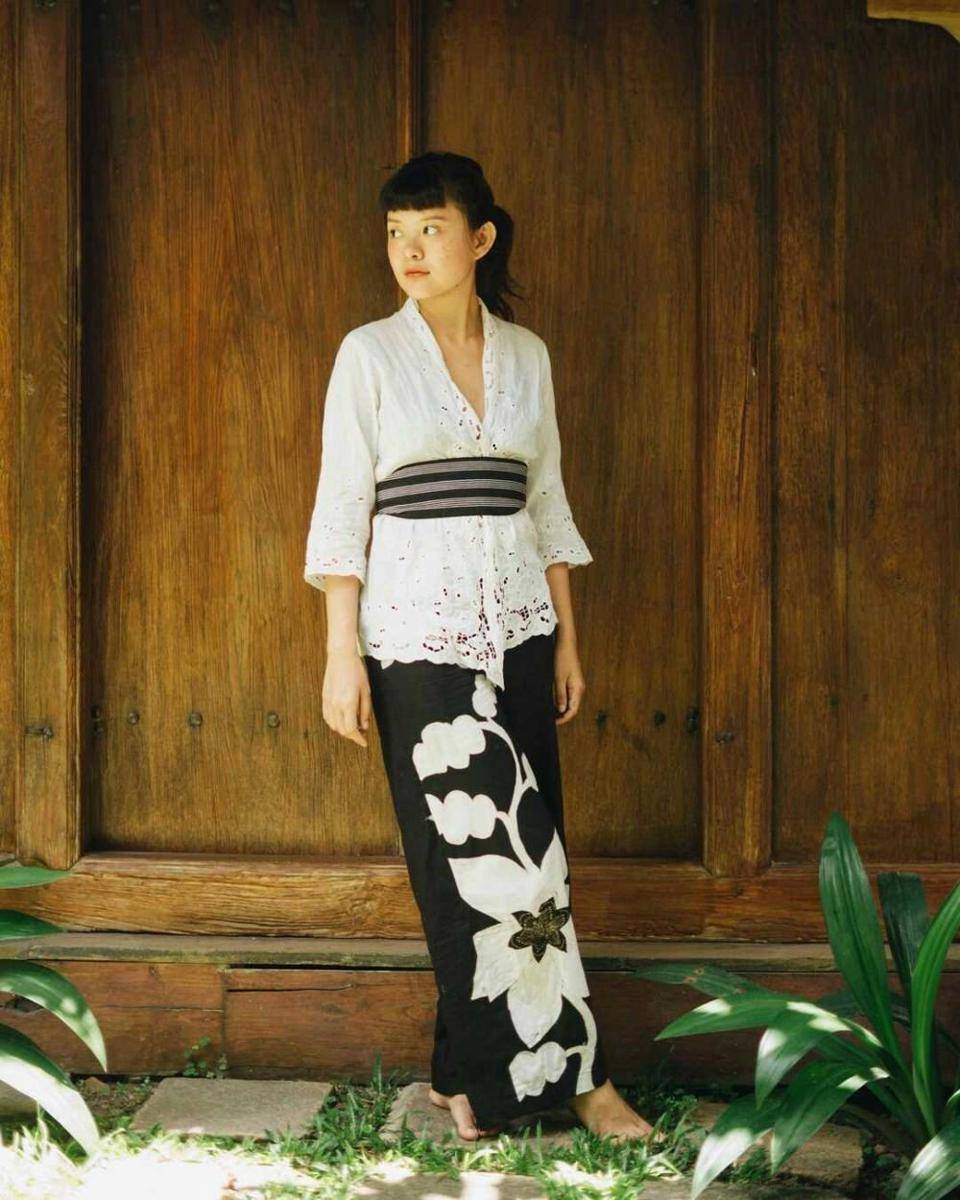 Outfit Sonia Eryka. (instagram.com/soniaeryka/)