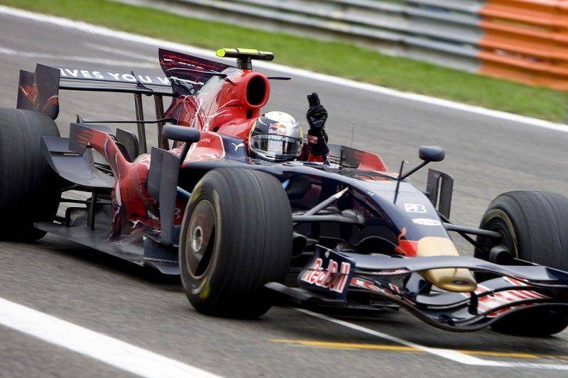 Sebastian Vettel meraih pole position pada GP Italia 2008 (autosport.com)
