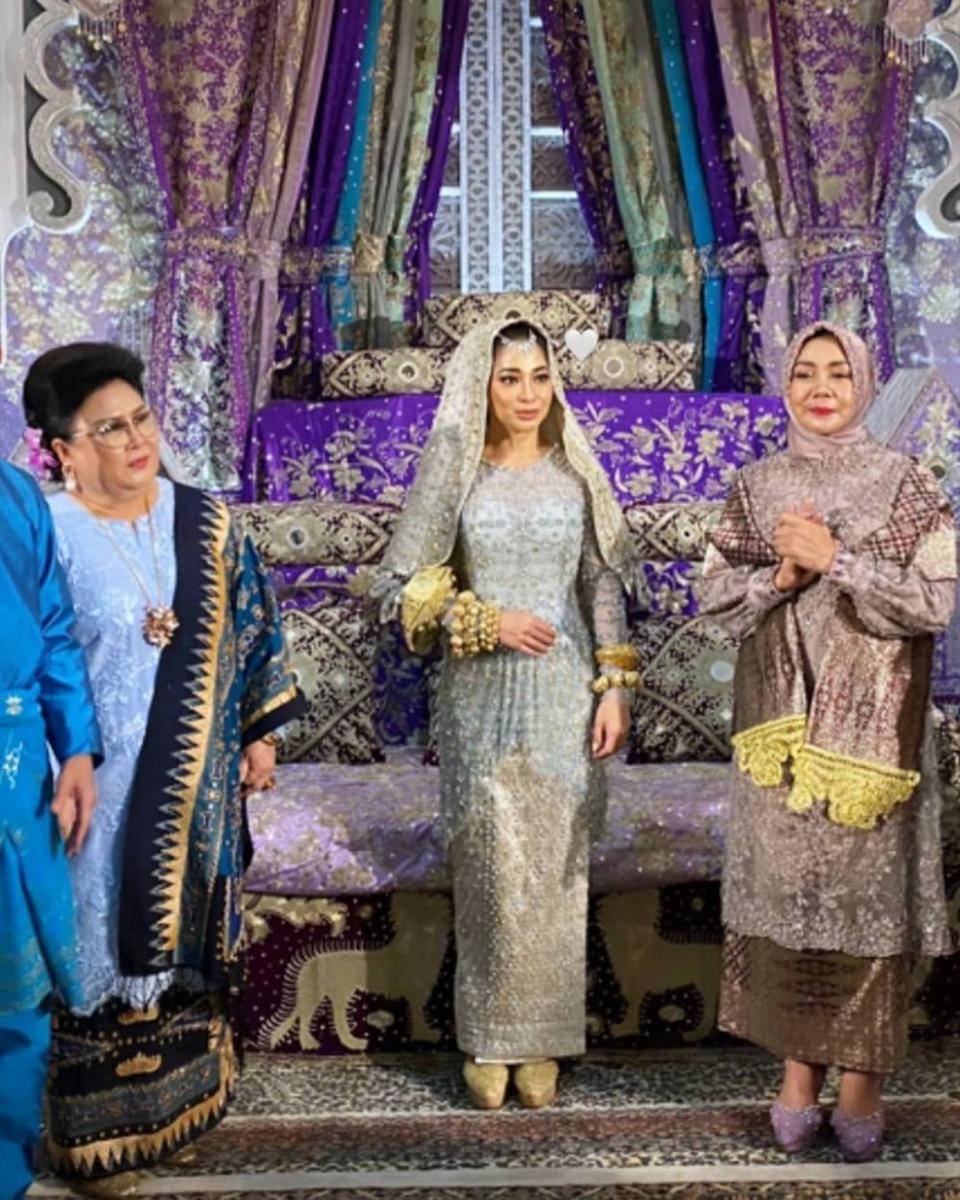 potret Nikita Willy bersama mertua dan ibu kandung (instagram.com/thebridestory)