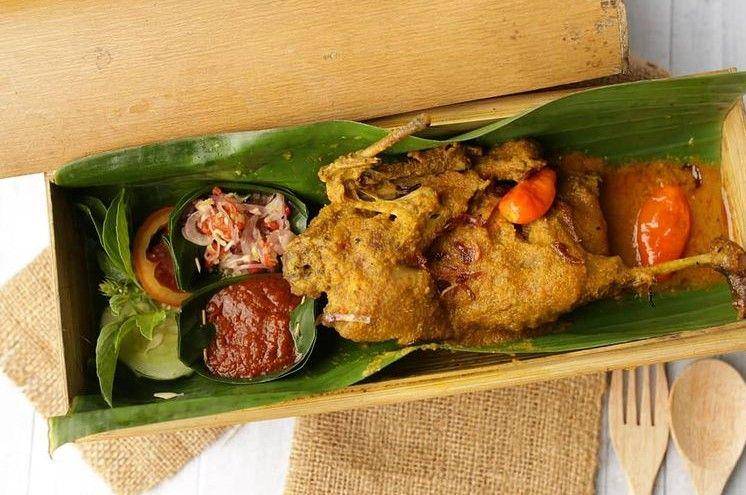 Bebek timbungan (instagram.com/warung_penyemeng)