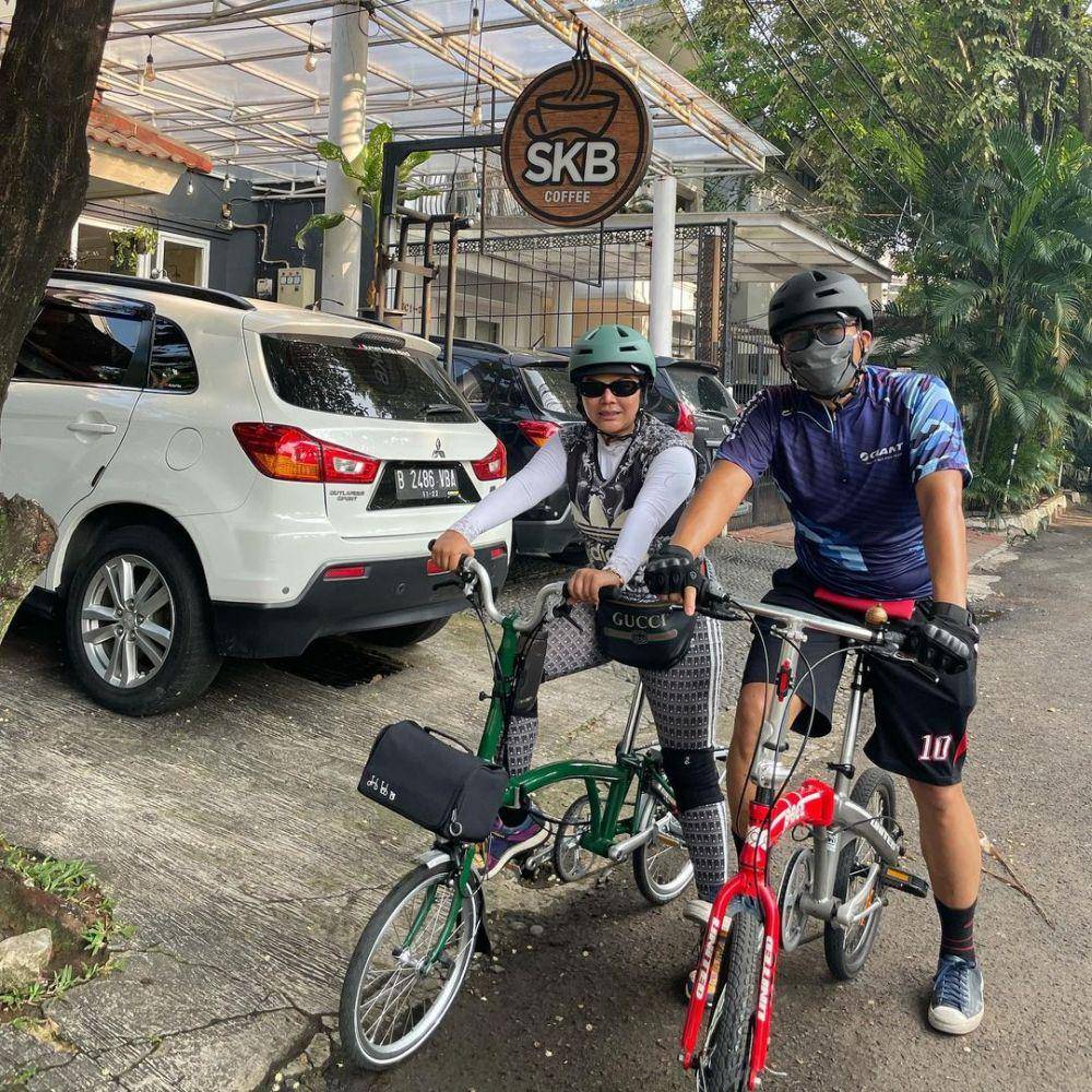 potret Viens Tasman dan suaminya (instagram.com/vienstasman)