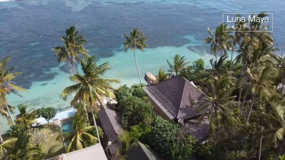 rumah ibunda Luna Maya (YouTube.com/Luna Maya)