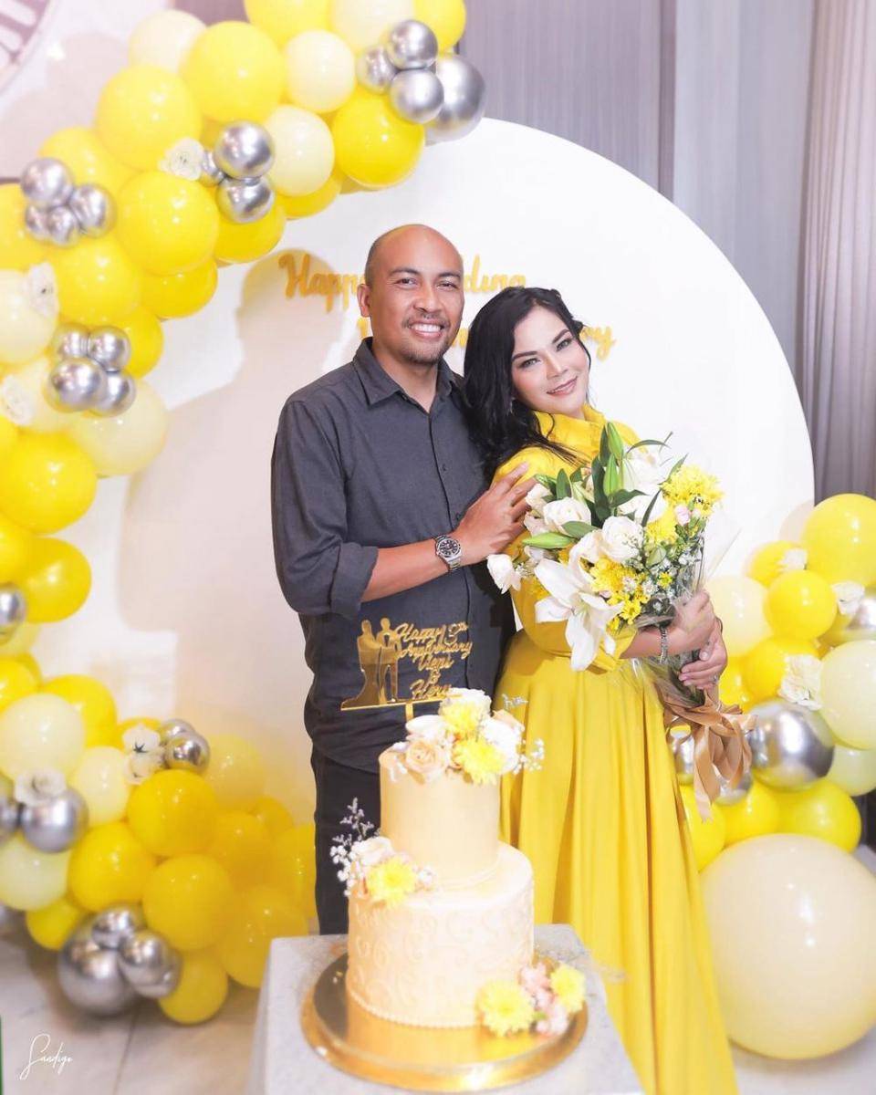 potret Viens Tasman dan suaminya (instagram.com/vienstasman)