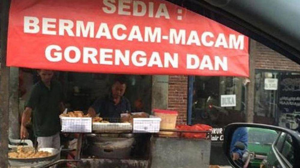 tulisan di gerobak gorengan (Instagram.com/awreceh.id)