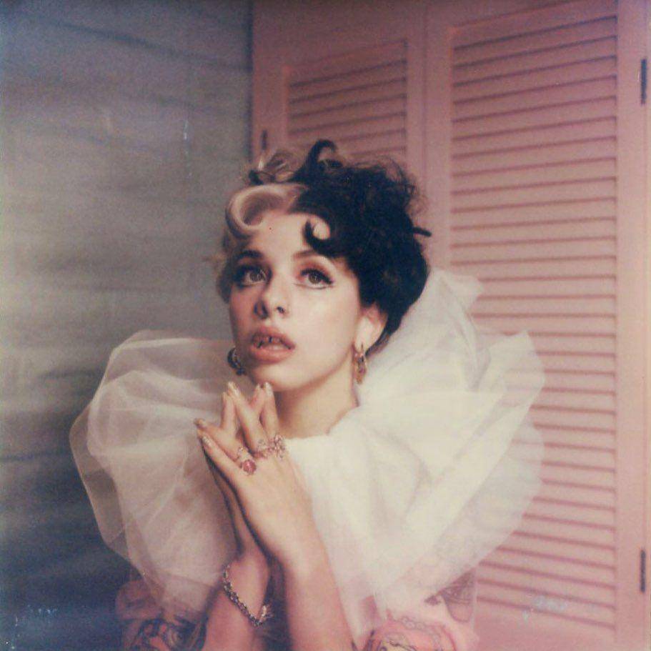 Melanie Martinez (instagram.com/littlebodybigheart)