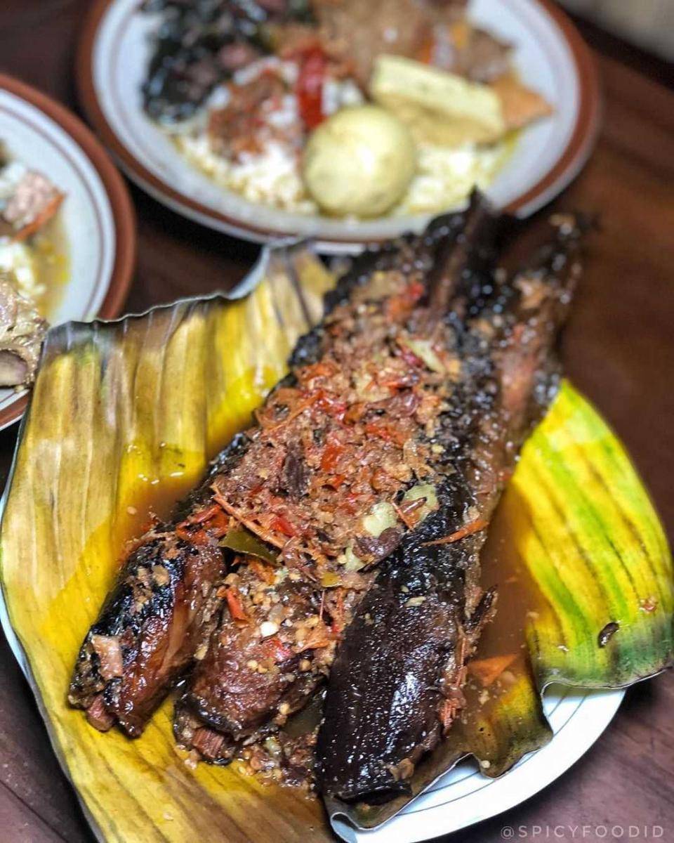 Mangut lele Mbah Marto (instagram.com/spicyfoodid)