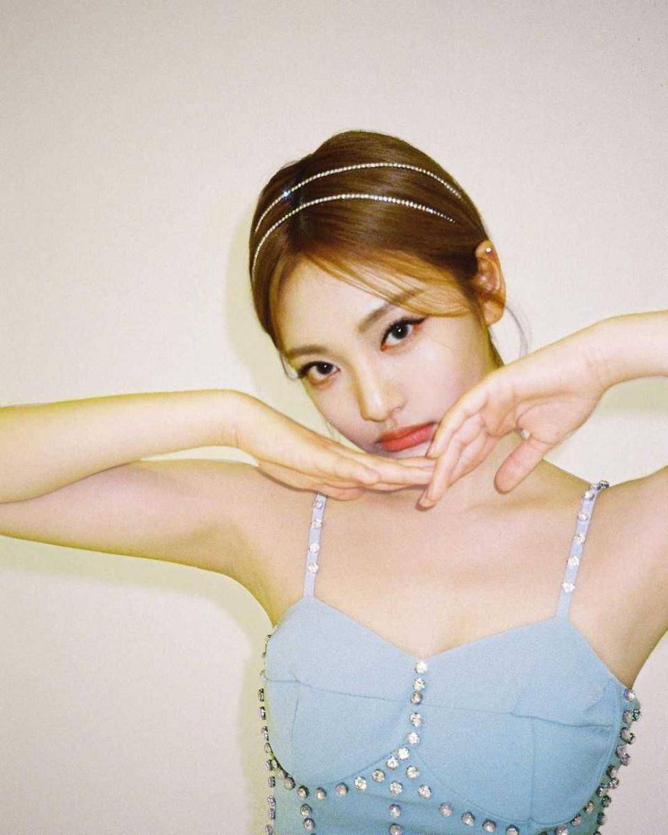 Ningning aespa (instagram.com/aespa_official)
