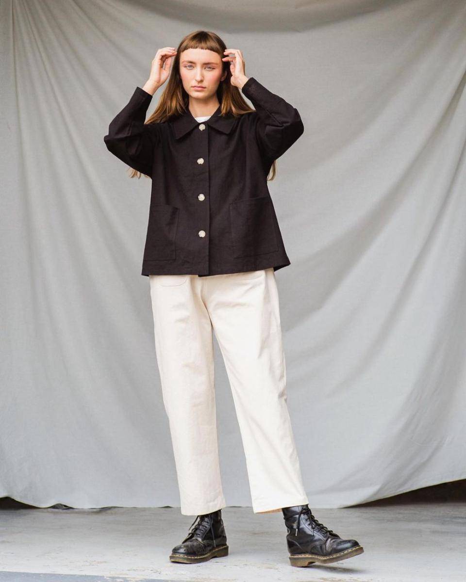 Outer (instagram.com/oliveclothing)