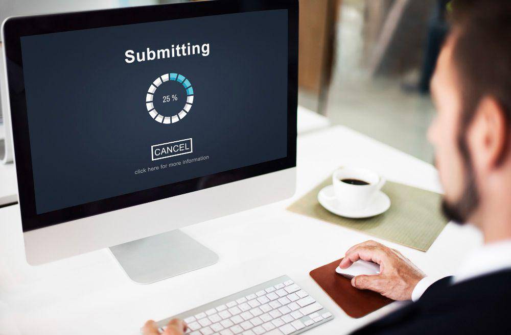 ilustrasi internet loading (freepik.com/rawpizel.com)