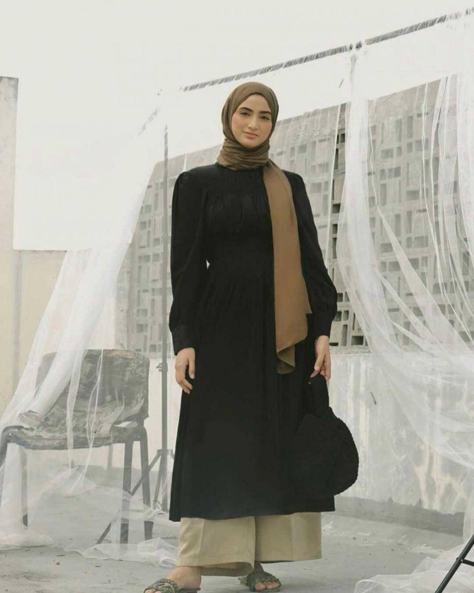 Outfit Casual Munira Agile. (instagram.com/miraagile/)