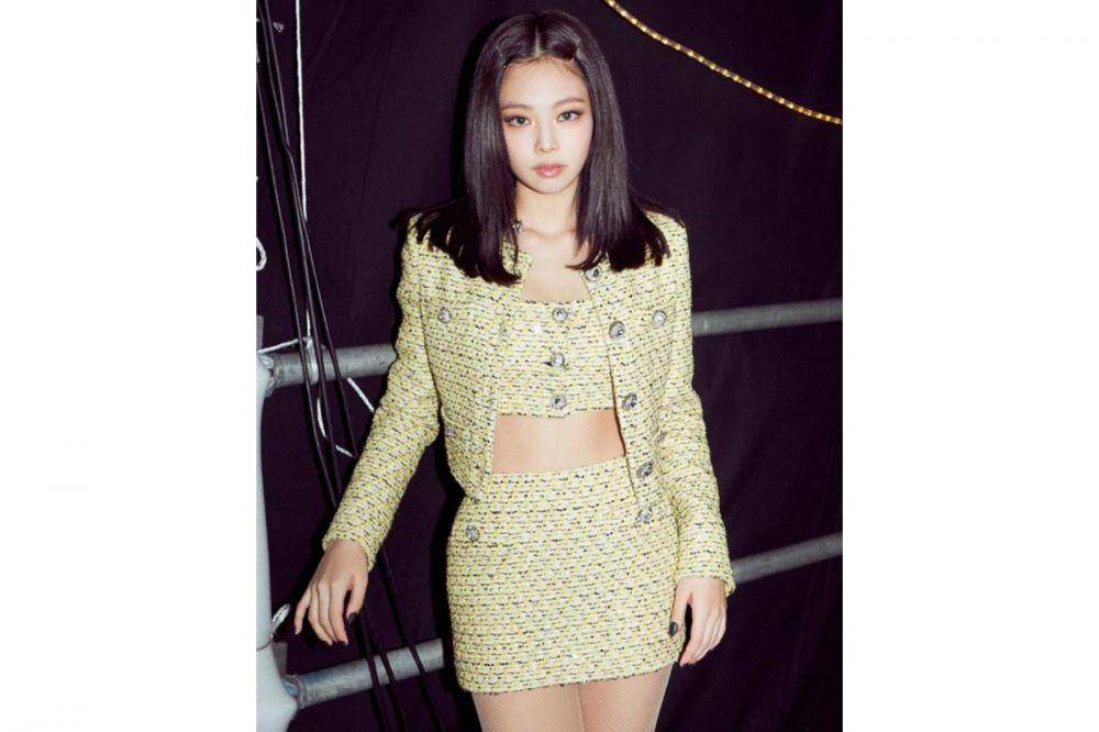 Jennie (instagram.com/jennierubyjane)