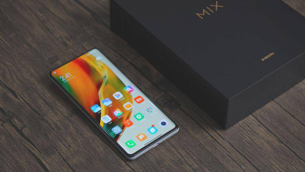 Xiaomi Mix 4 (gearopen.com)