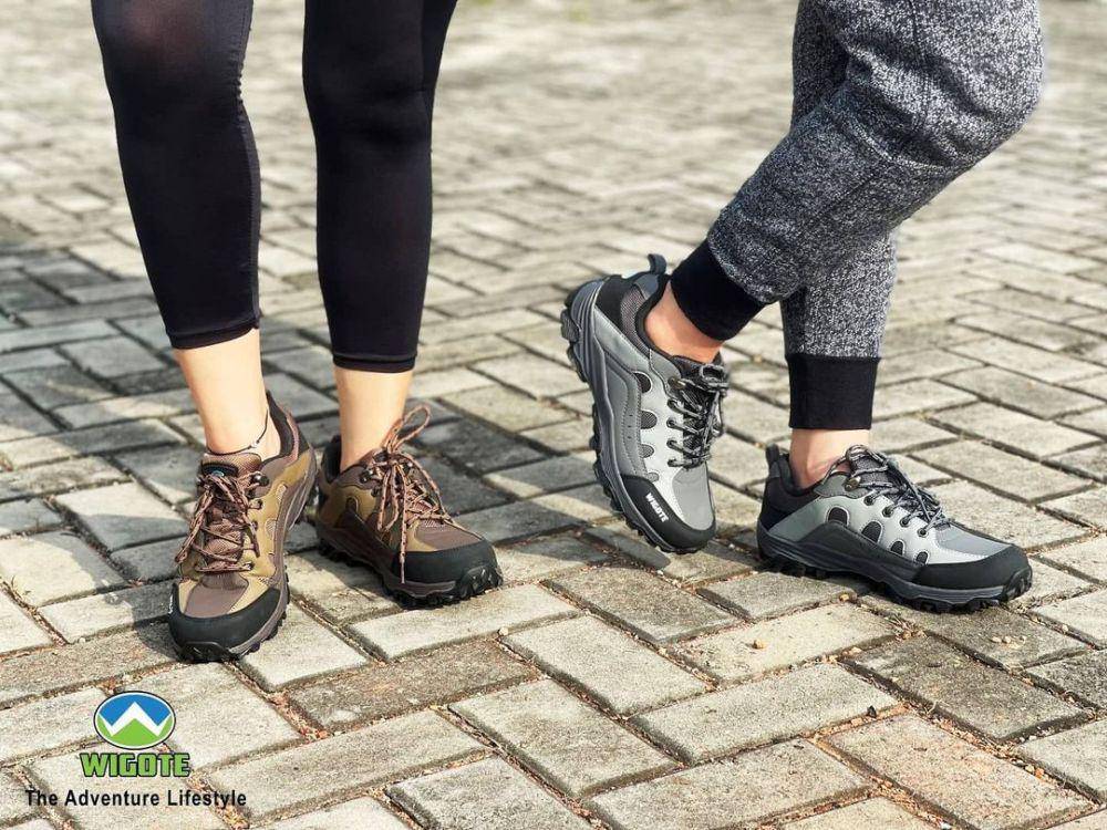 ilustrasi sepatu gunung (instagram/wigote.id)
