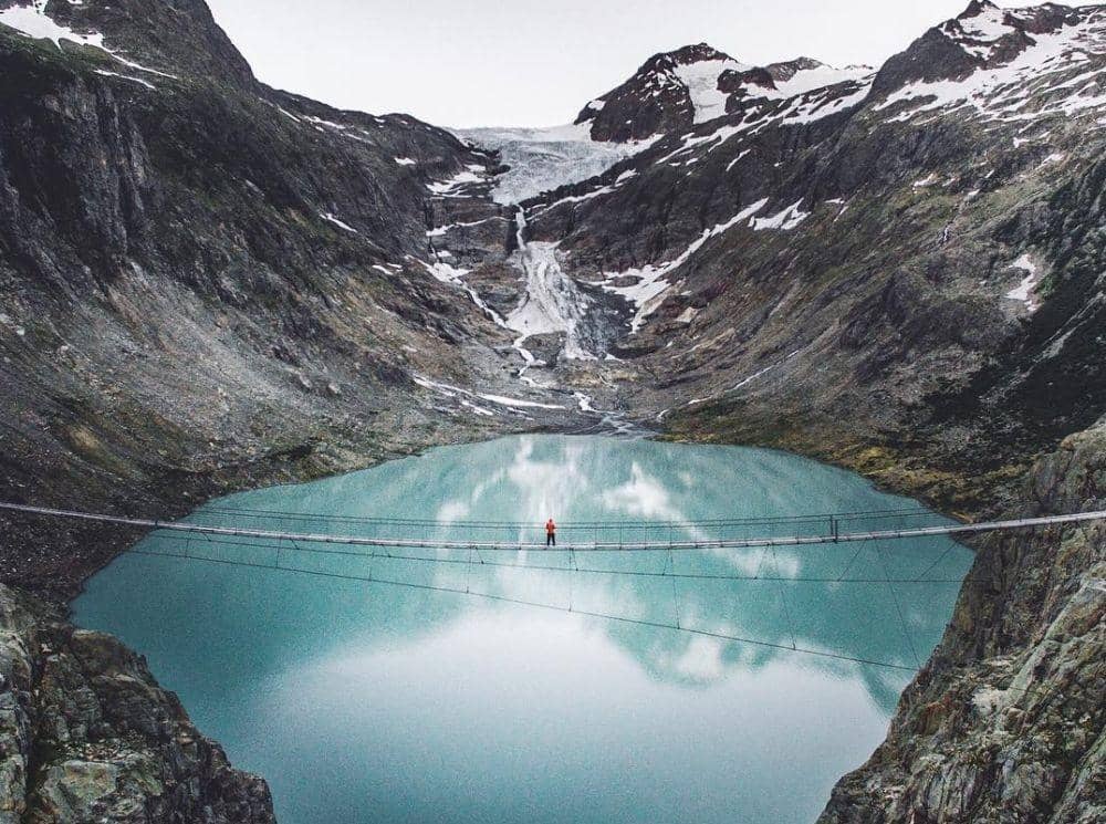 10 Jembatan Paling Berbahaya di Dunia, Kamu Berani Melintas?