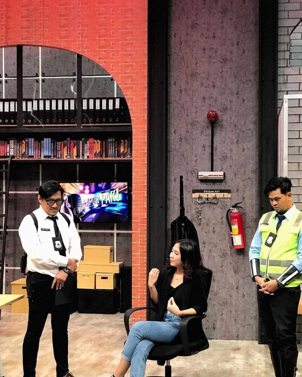 Qorry Natawijaya (instagram.com/qorrynatawijaya)