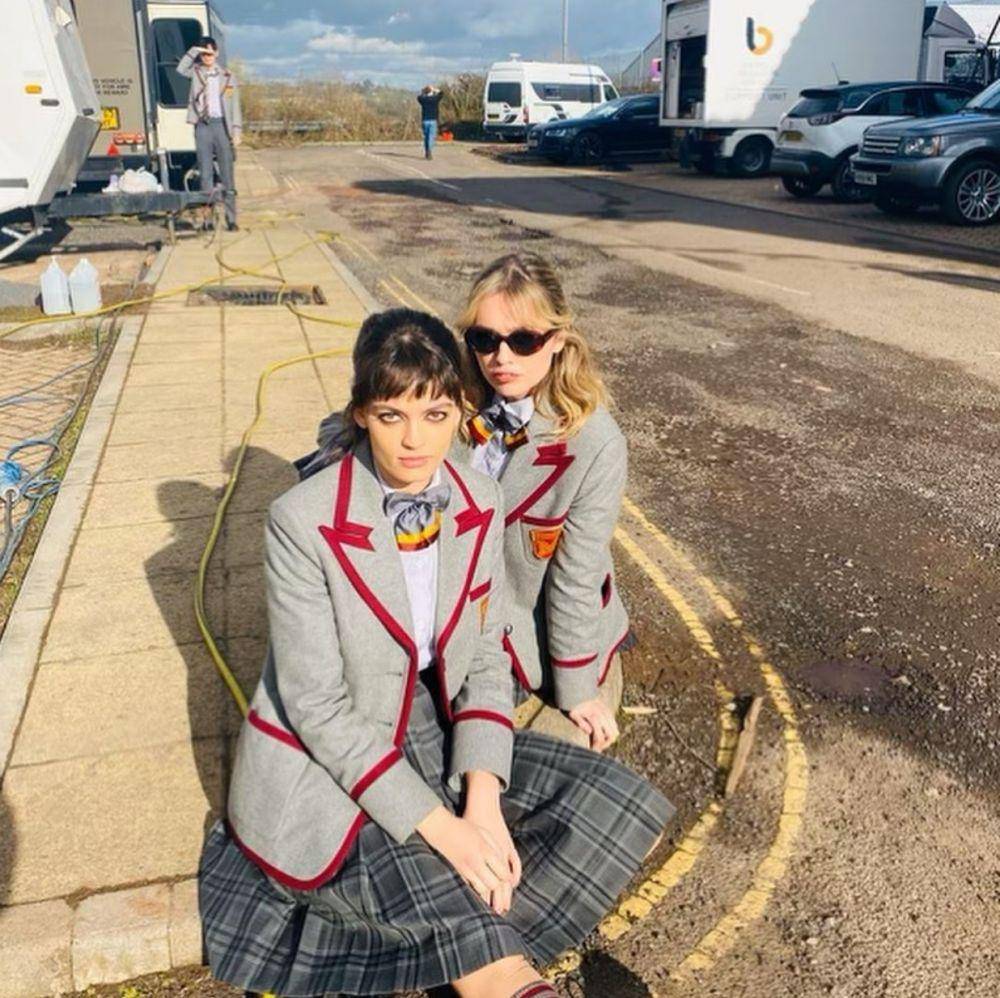 Emma dan Aimee (instagram.com/aimeelouwood)