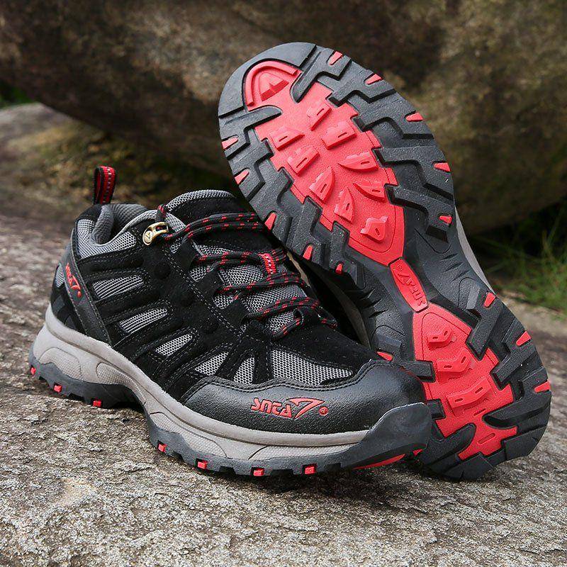 ilustrasi sepatu gunung (twitter.com/sntaoutdoor)