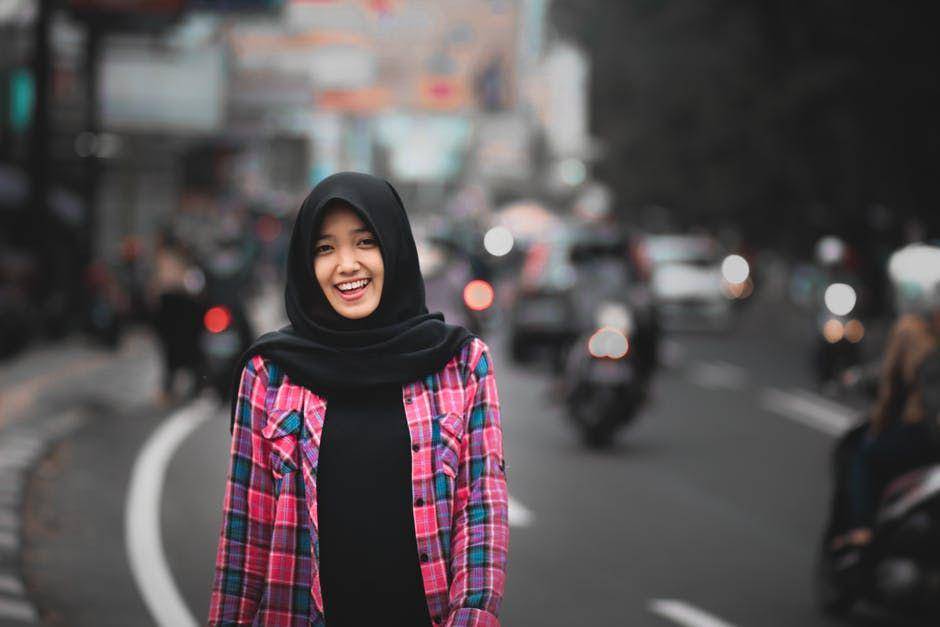 ilustrasi seorang perempuan (pexels.com/lalu-fatoni-228553)