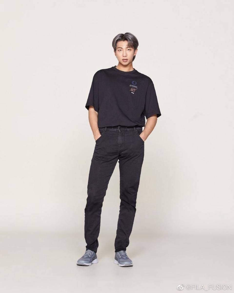 RM BTS (twitter.com/BTSdailyinfo)