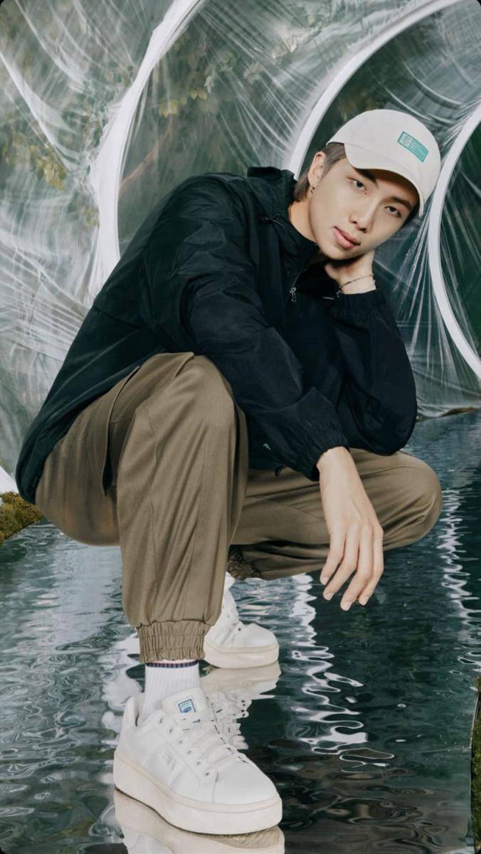 RM BTS (twitter.com/iSwoonforJoon)