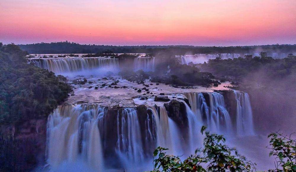 pesona Keindahan Iguazu (instagram.com/__realdestination)
