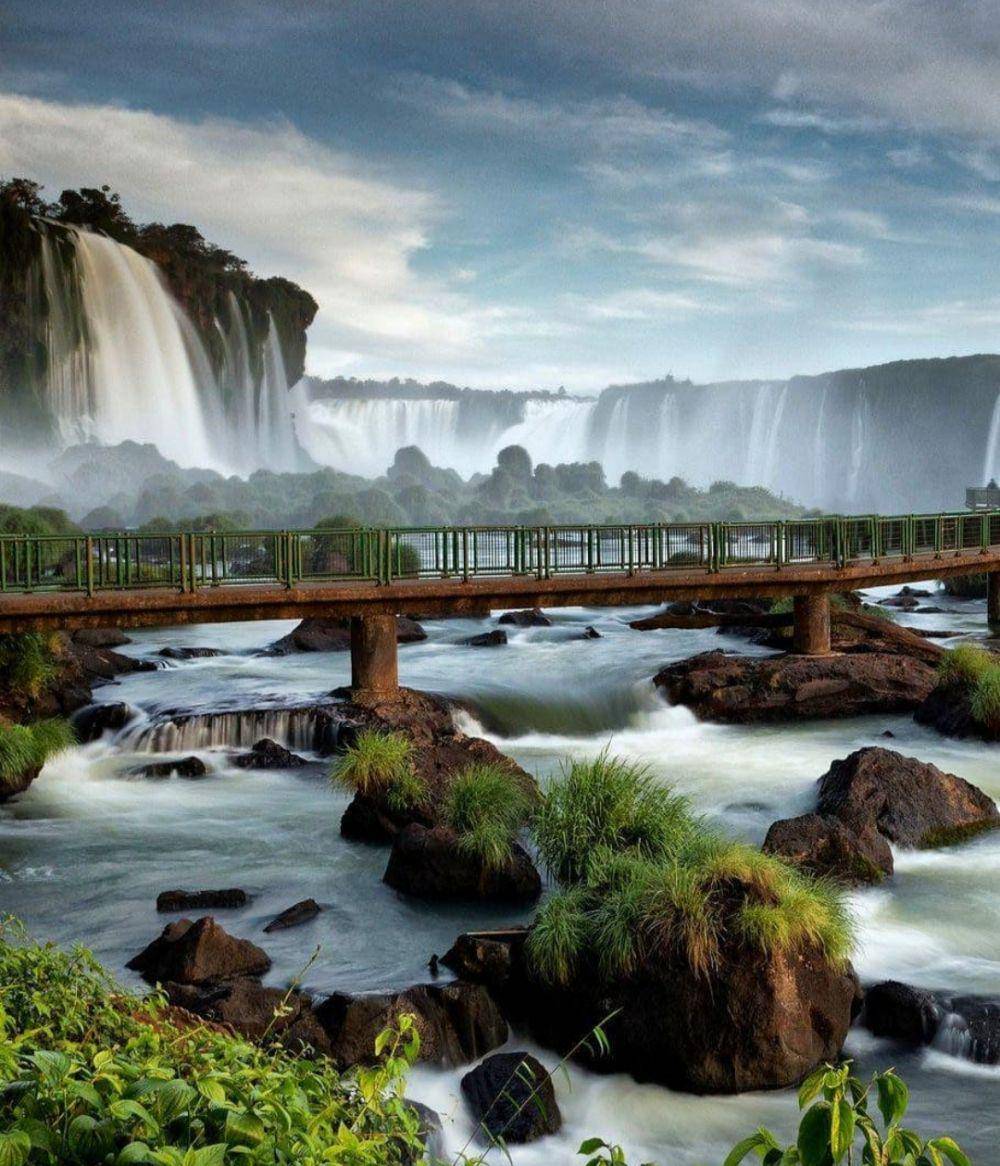 pesona Keindahan Iguazu (instagram.com/travelpediaearth)