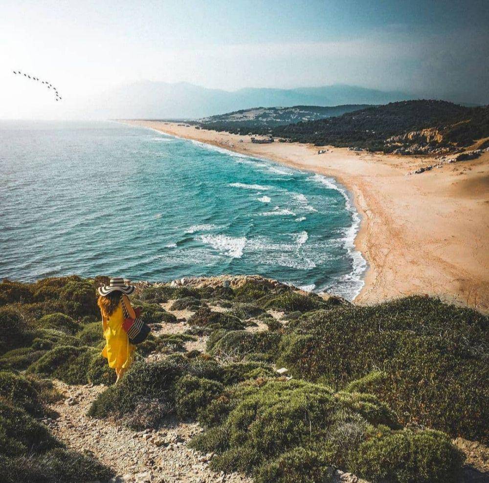 fakta Pantai Patara (instagram.com/natgeobing)
