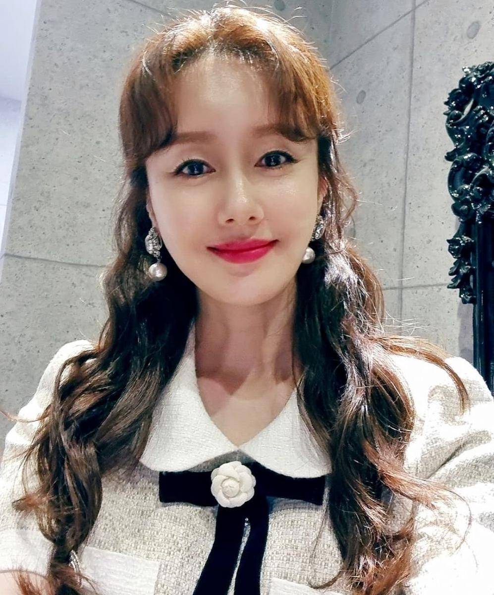 Kim Ji Soo (instagram.com/soo146)