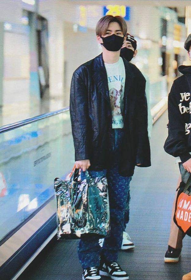 Outer ala member Treasure (instagram.com/ygtre4sure526)