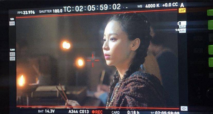 Hong Ji Hee (instagram.com/memories_of_jh)