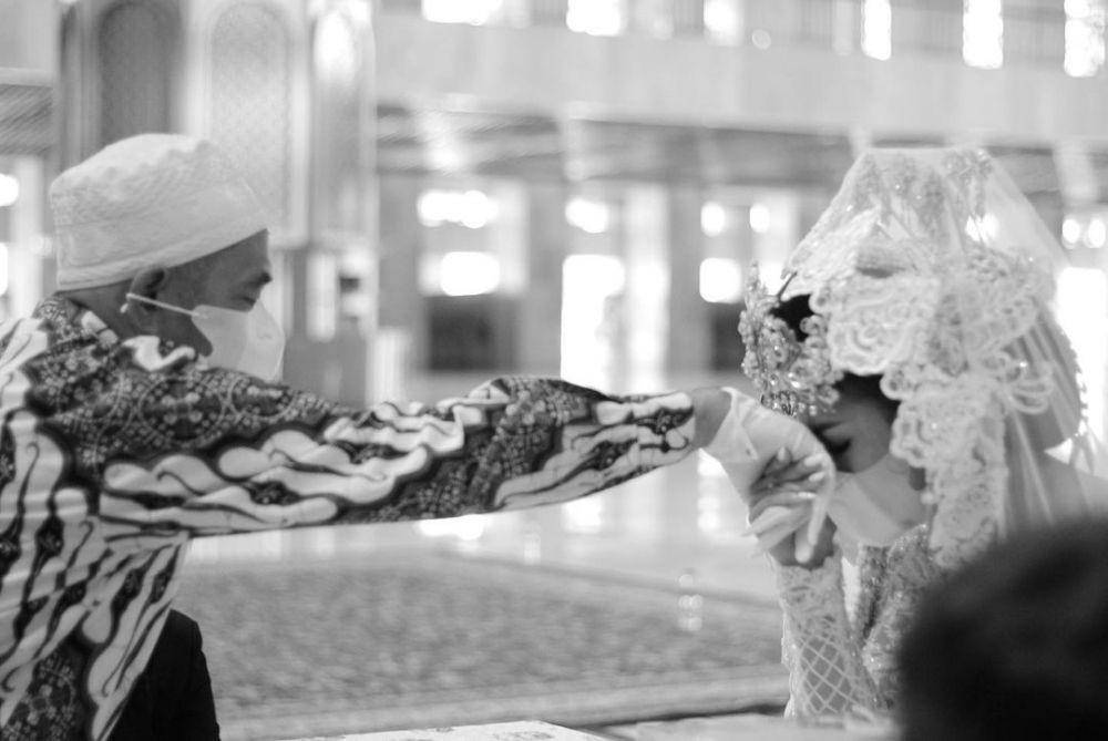 Pernikahan Marthino Lio dan Delia Husein (Instagram.com/deliaahusein)