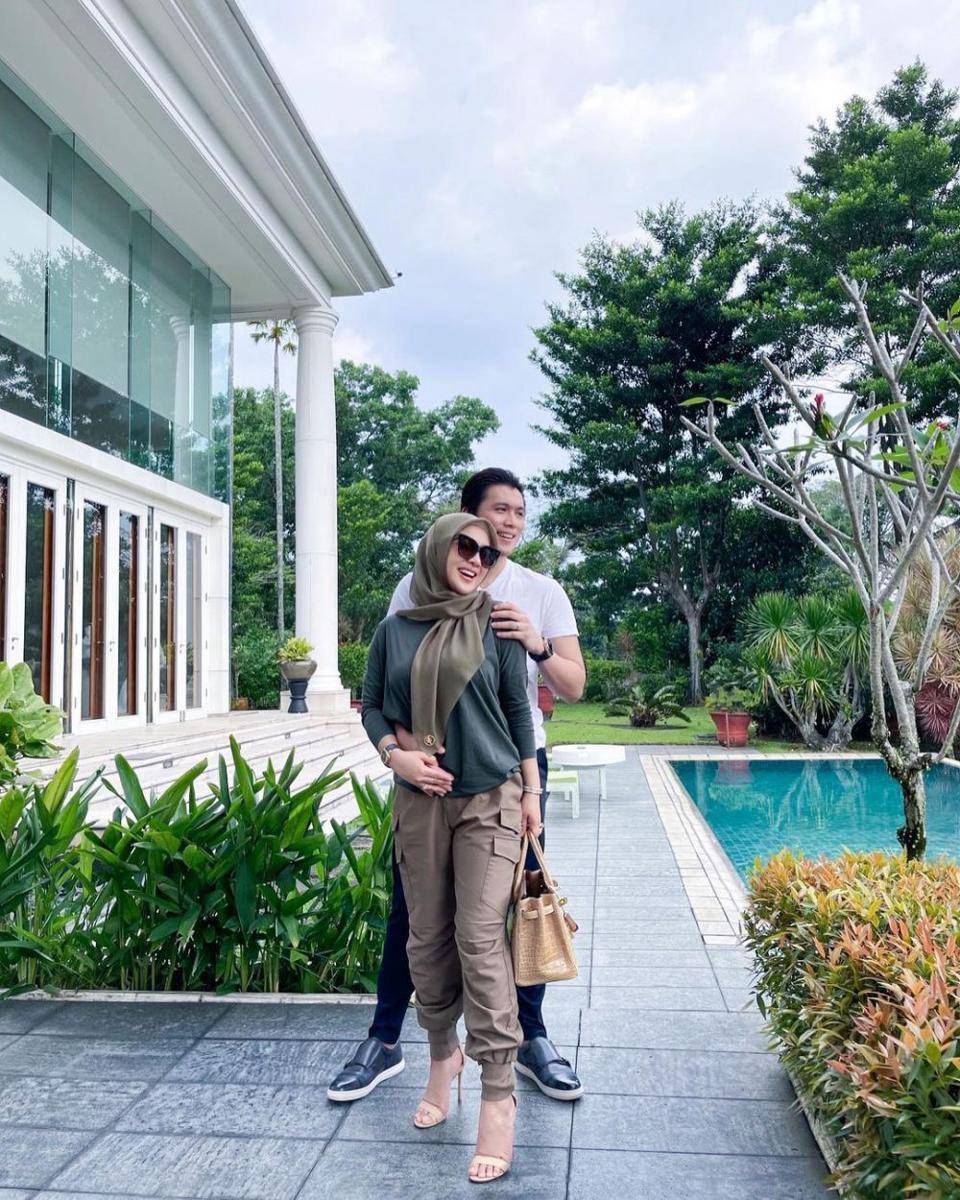 potret Syahrini dan Reino Barack (instagram.com/princessyahrini)
