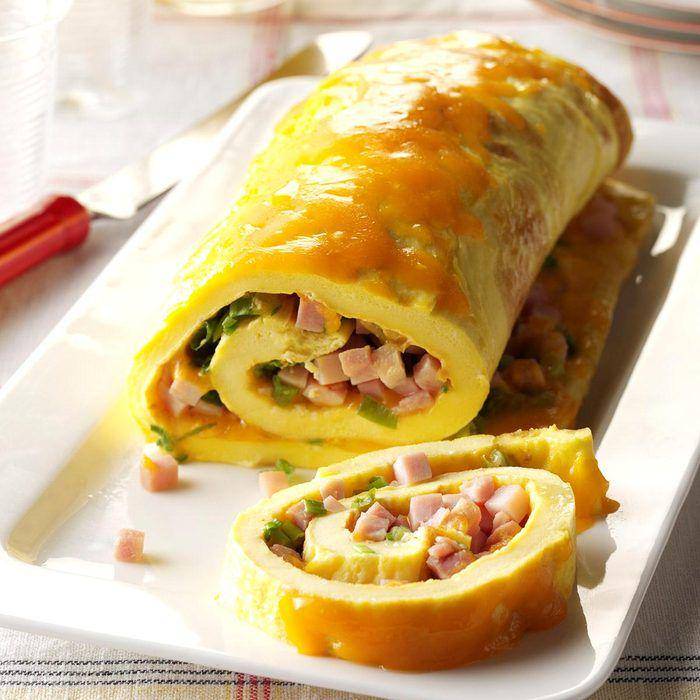 ilustrasi ham and cheese omelet roll (tasteofhome.com/Taste of Home)