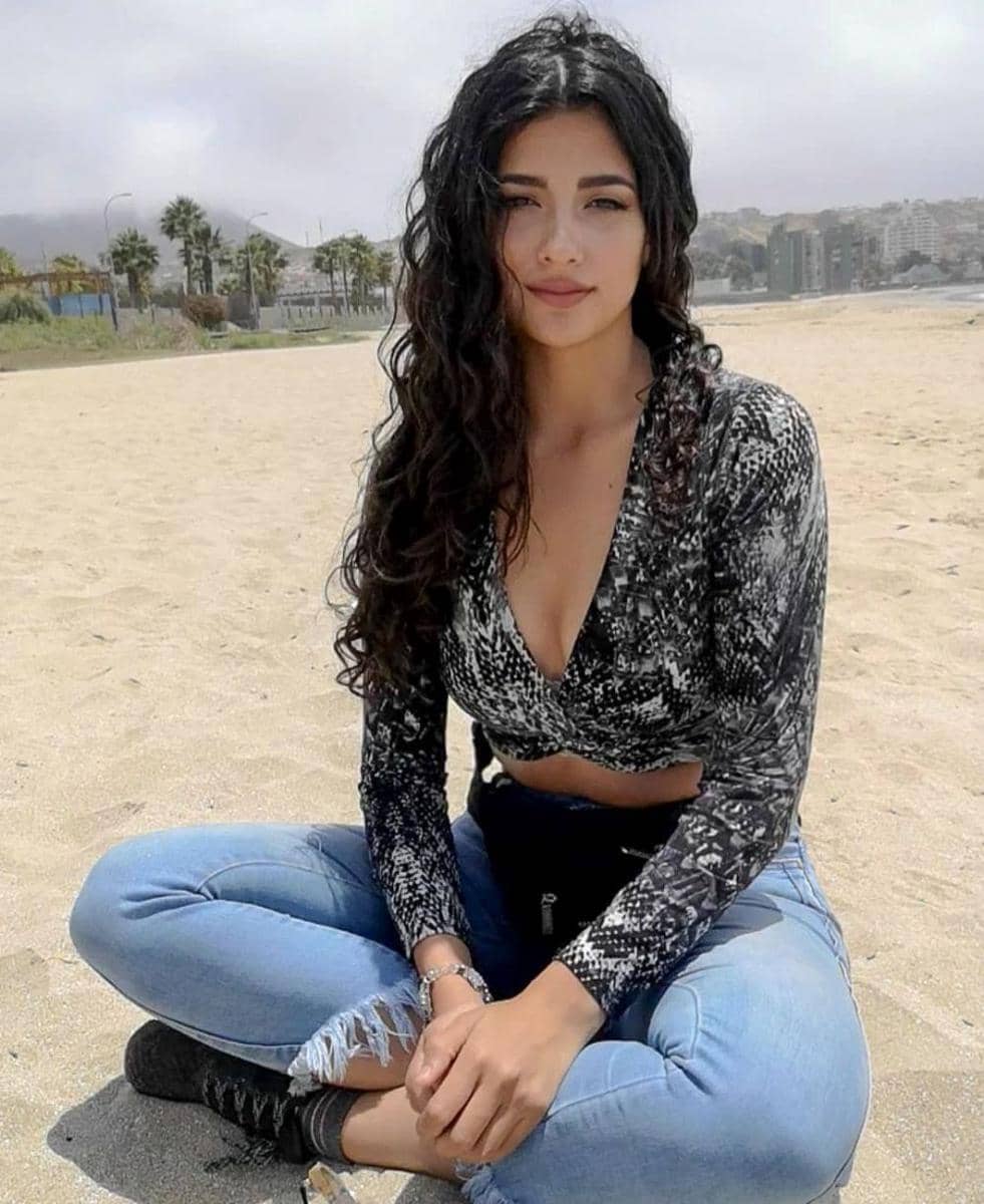 Antonia Cristal (instagram.com/antonia_cristal)