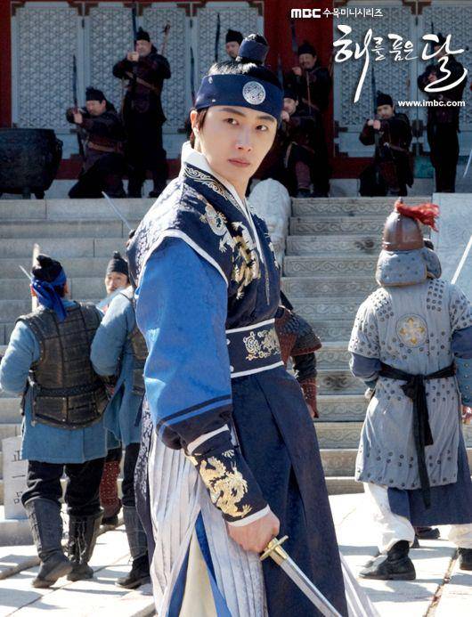 Jung Il Woo di The Moon That Embraces The Sun (program.imbc.com)