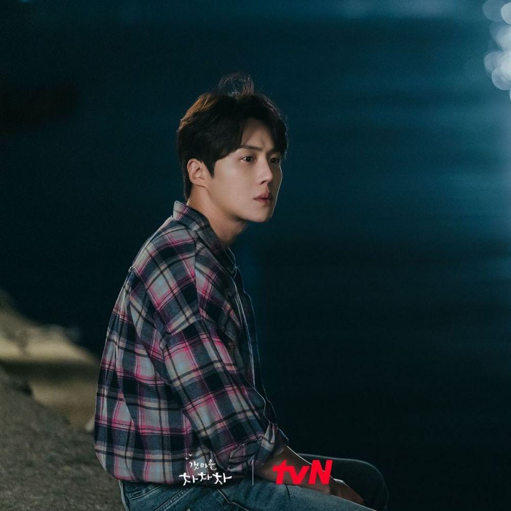 potret Kim Seon Ho di drama Hometown Cha-Cha-Cha (instagram.com/tvn_drama)