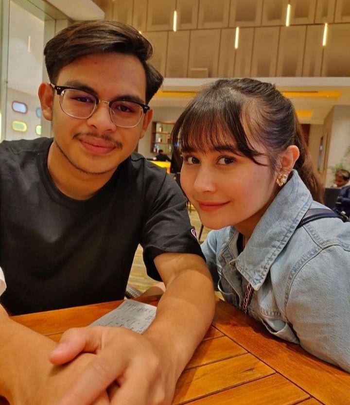 Prilly Latuconsina (instagram.com/ullydjulita02)