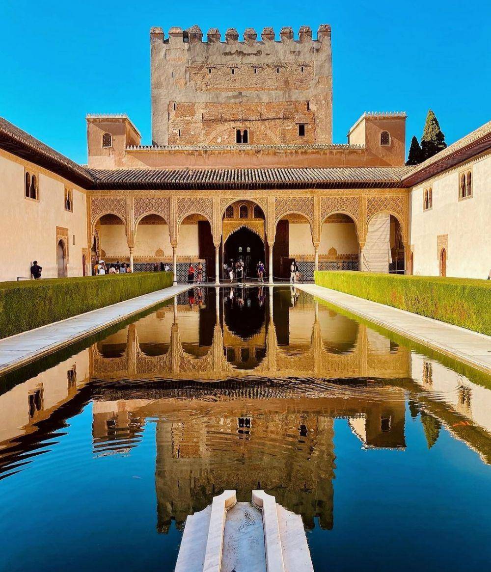 Alhambra Palace (instagram.com/stiffler1990)