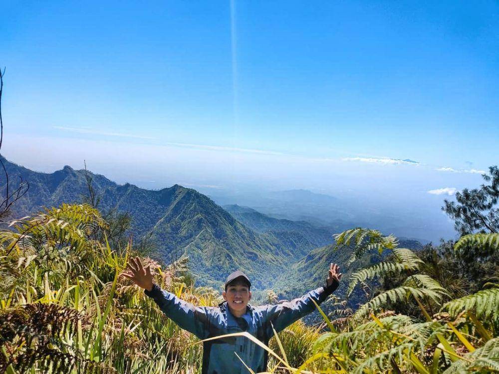 pendaki di Gunung Wilis (instagram.com/isfan.ii)